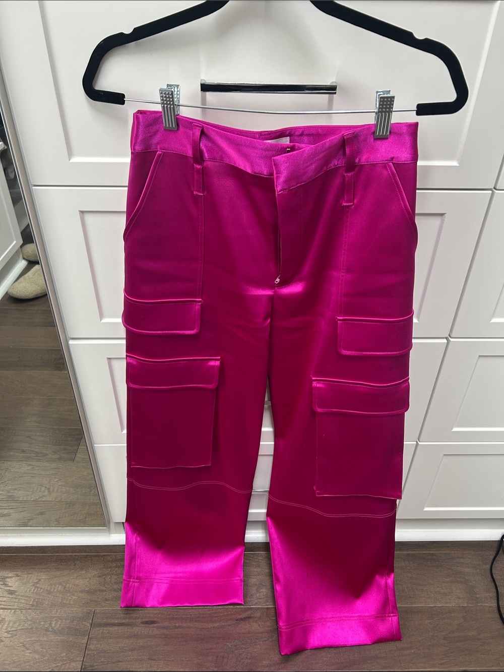 Frame Denim Wide-Leg Cargo Pants in Bright Fuchsia